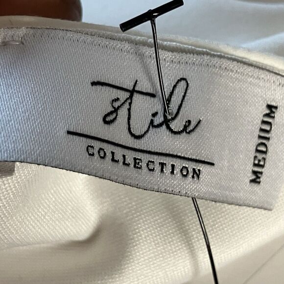 Stile Collection‎ Shirt Womens Medium White Square Neck Layering Top Basic - Picture 5 of 9